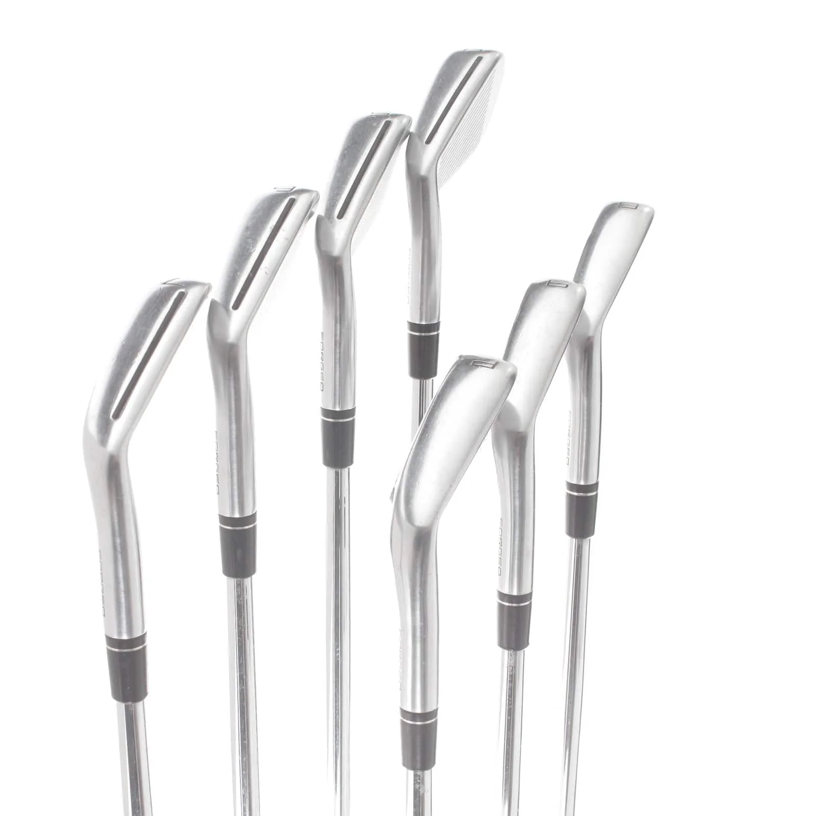 TaylorMade P790 2019 Steel Mens Right Hand Irons 4-PW Standard Stiff - DG105 - Image 3